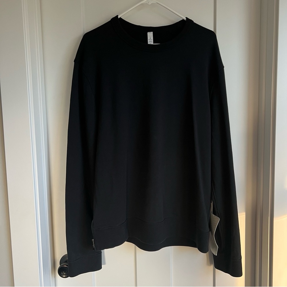 NWT Lululemon Men’s Crewneck Sweater with Hidden Card Pocket - Black - L